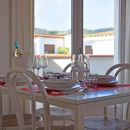 Lets Holidays Estolt Terrace Apartment
