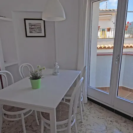 Apartment Lets Holidays Estolt Terrace *